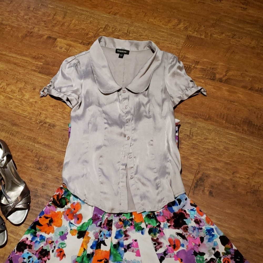 Bebe light grey top